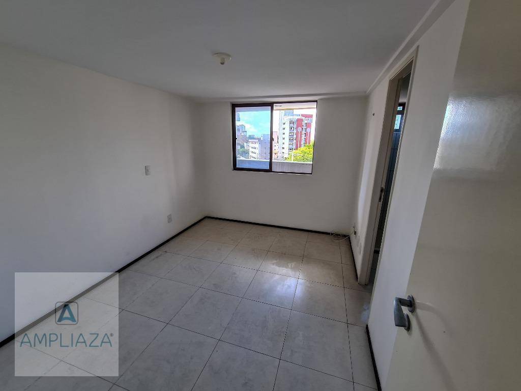 Apartamento à venda com 3 quartos, 114m² - Foto 10