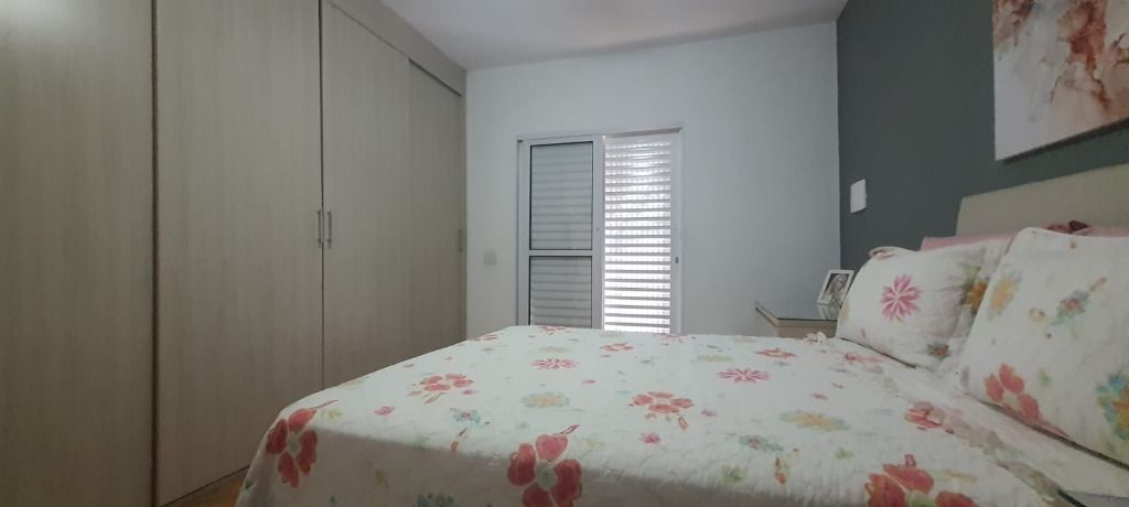 Sobrado à venda com 3 quartos, 200m² - Foto 28