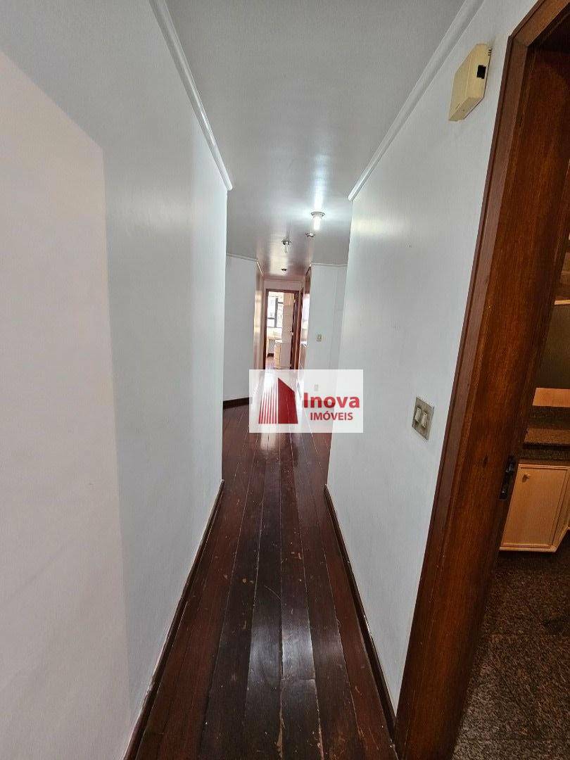 Apartamento à venda com 4 quartos, 290m² - Foto 10