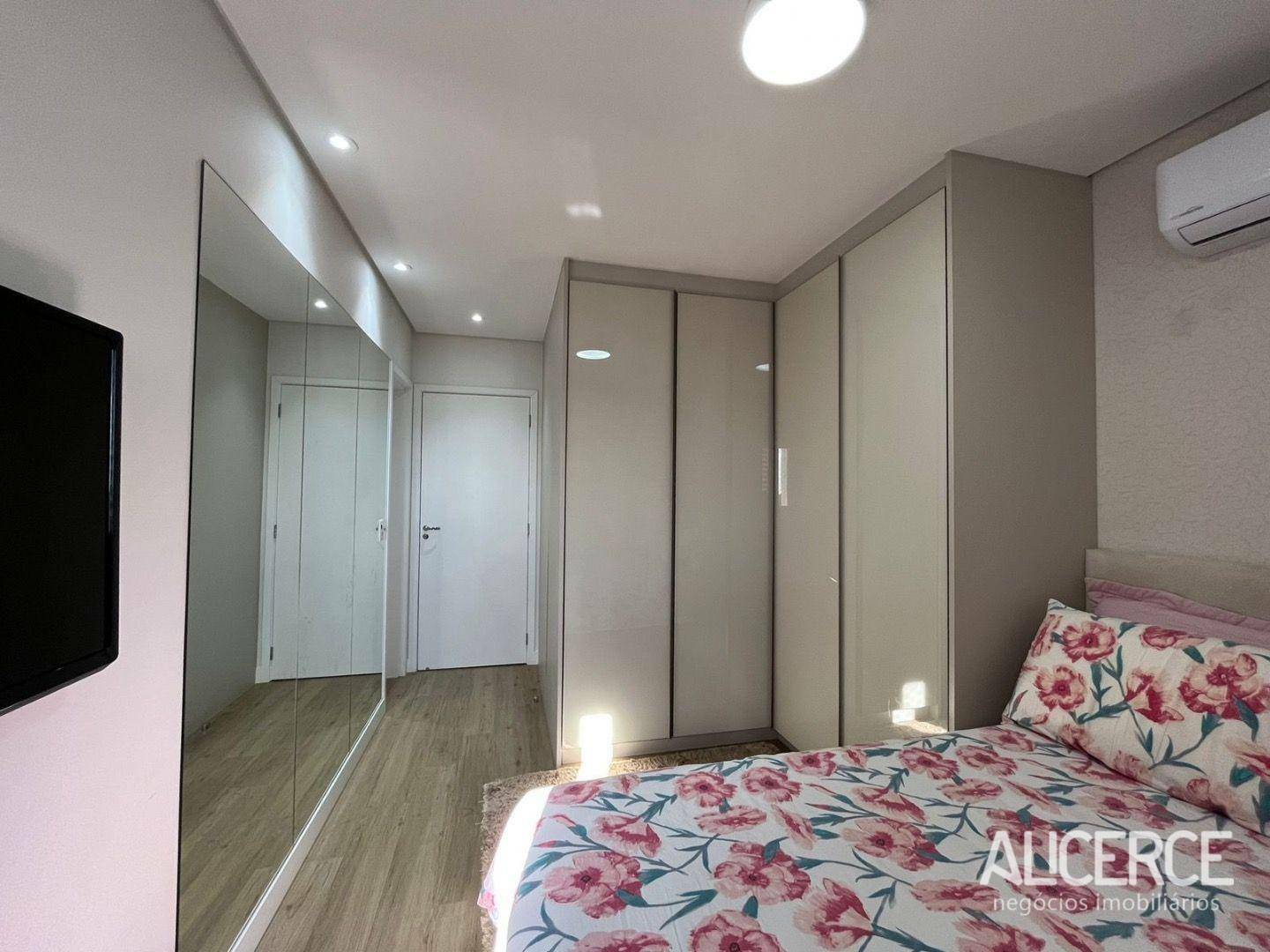 Apartamento à venda com 3 quartos, 119m² - Foto 13