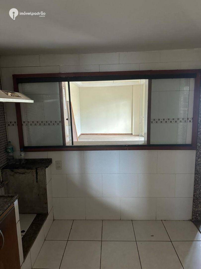 Apartamento à venda com 3 quartos, 221m² - Foto 11