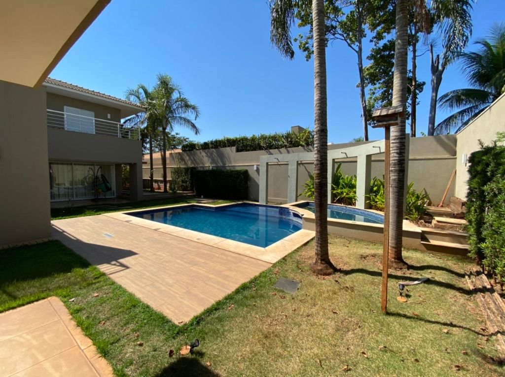 Casa de Condomínio à venda com 4 quartos, 670m² - Foto 4