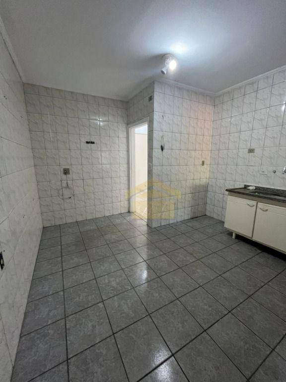 Casa à venda com 3 quartos, 100m² - Foto 6