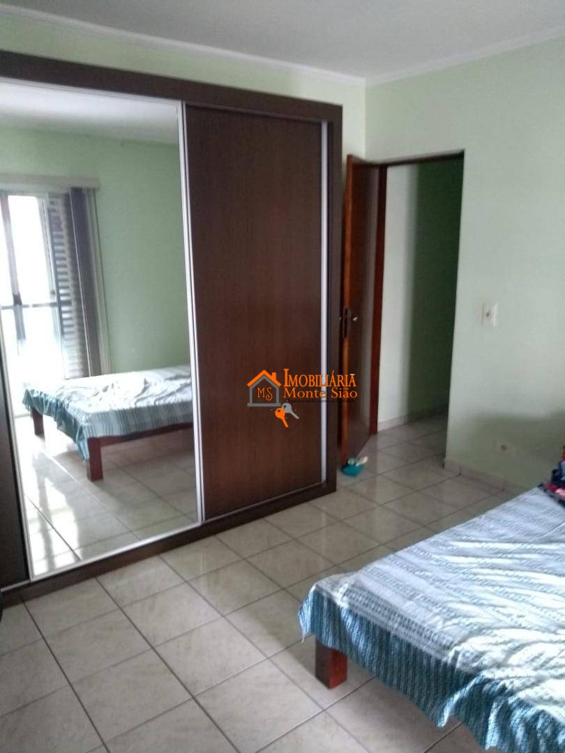 Sobrado à venda com 6 quartos, 250M2 - Foto 8