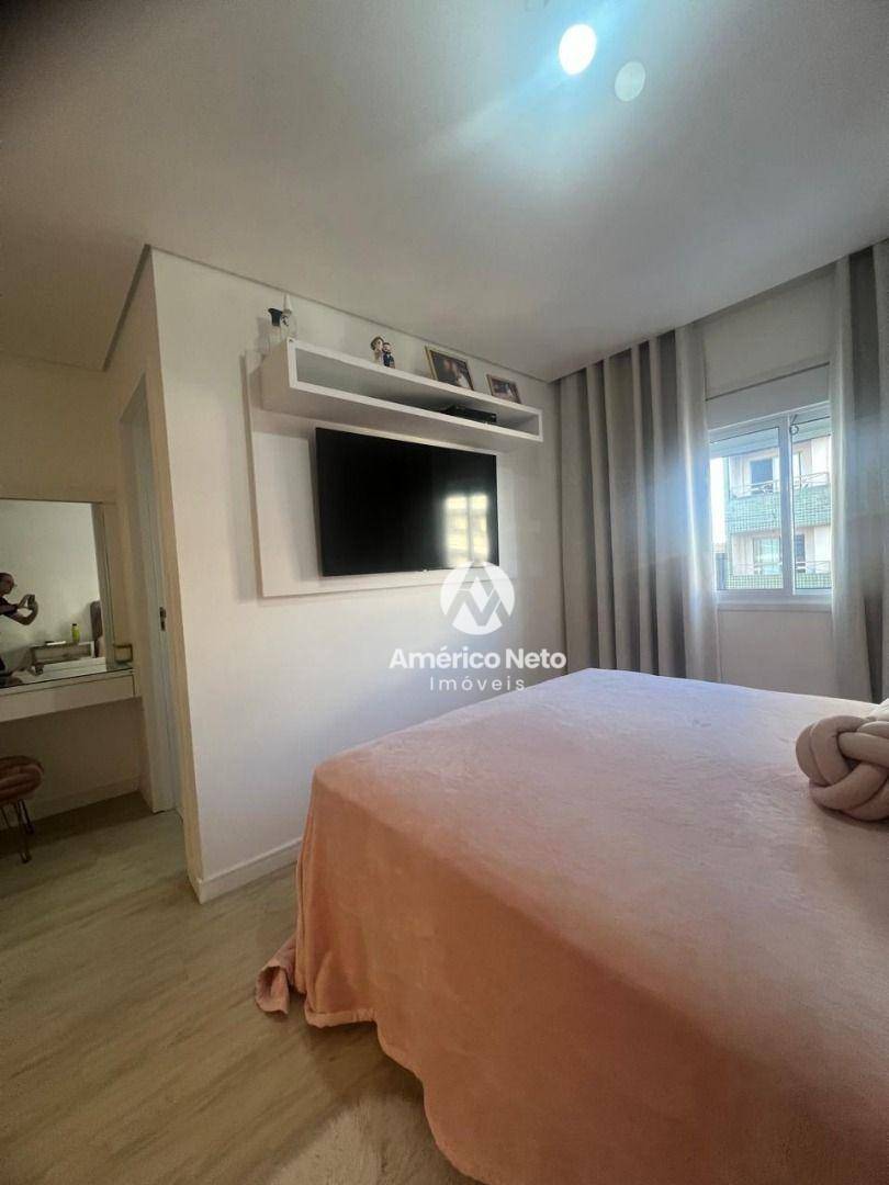 Apartamento à venda com 3 quartos, 95m² - Foto 18