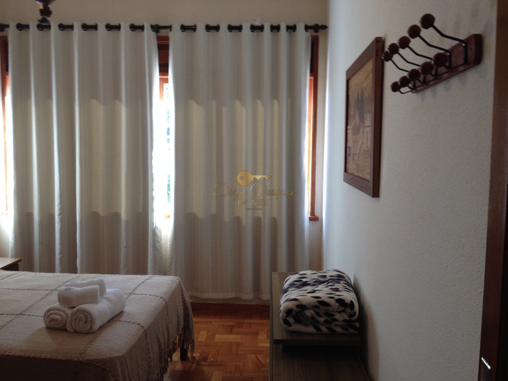 Casa à venda com 5 quartos, 271m² - Foto 29