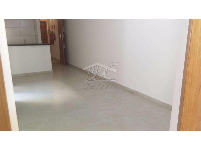 Apartamento à venda com 2 quartos, 62m² - Foto 4