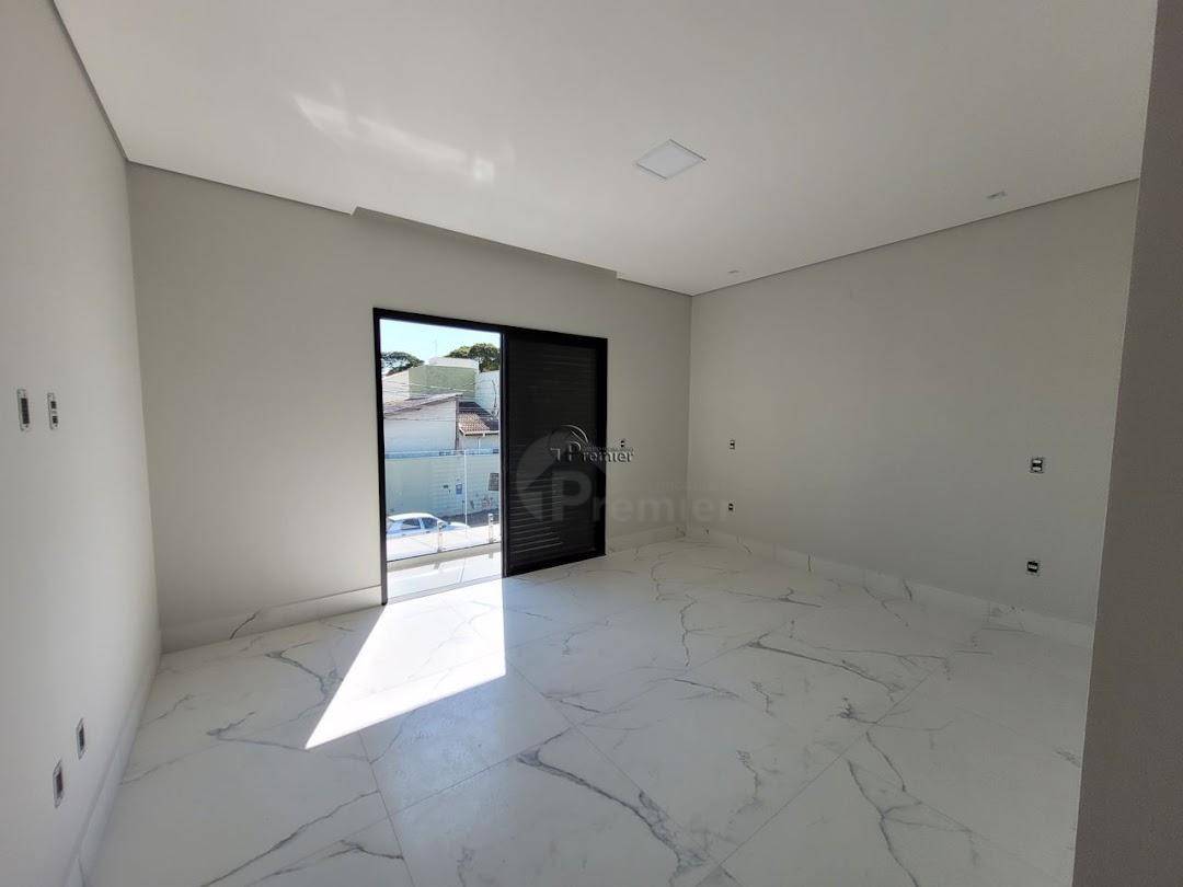 Casa à venda com 3 quartos, 206m² - Foto 15