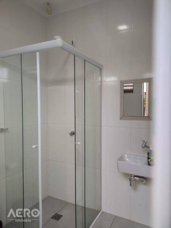 Casa à venda com 2 quartos, 97m² - Foto 23