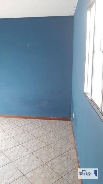 Apartamento para alugar com 2 quartos, 60m² - Foto 2