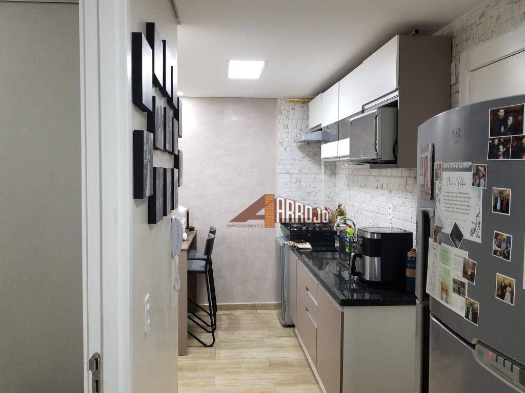 Apartamento à venda com 2 quartos, 38m² - Foto 15