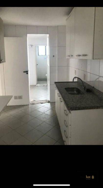 Apartamento à venda com 3 quartos, 90m² - Foto 5