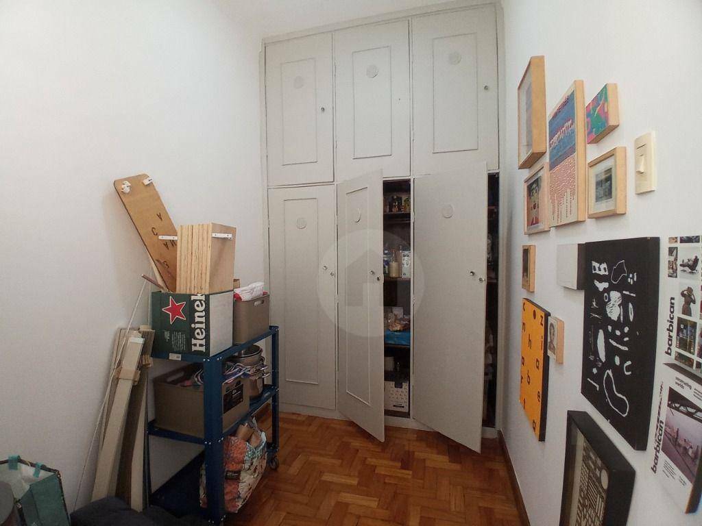 Apartamento à venda com 3 quartos, 140m² - Foto 25