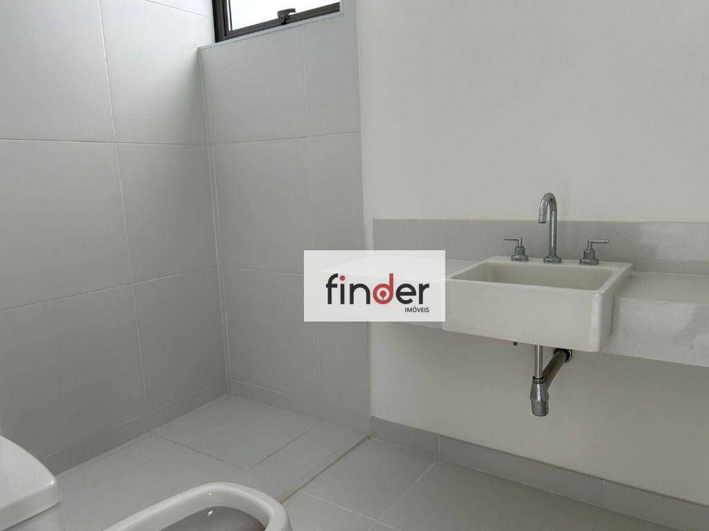 Apartamento à venda com 3 quartos, 252m² - Foto 9