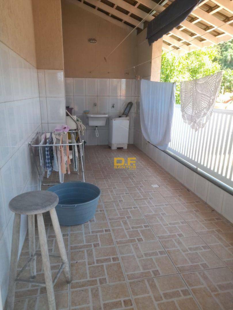 Casa à venda com 3 quartos, 3M2 - Foto 3