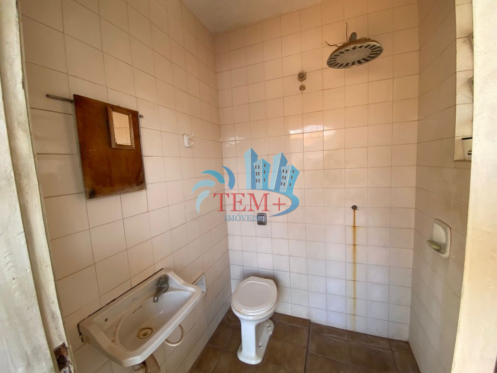 Casa à venda com 3 quartos, 200m² - Foto 14