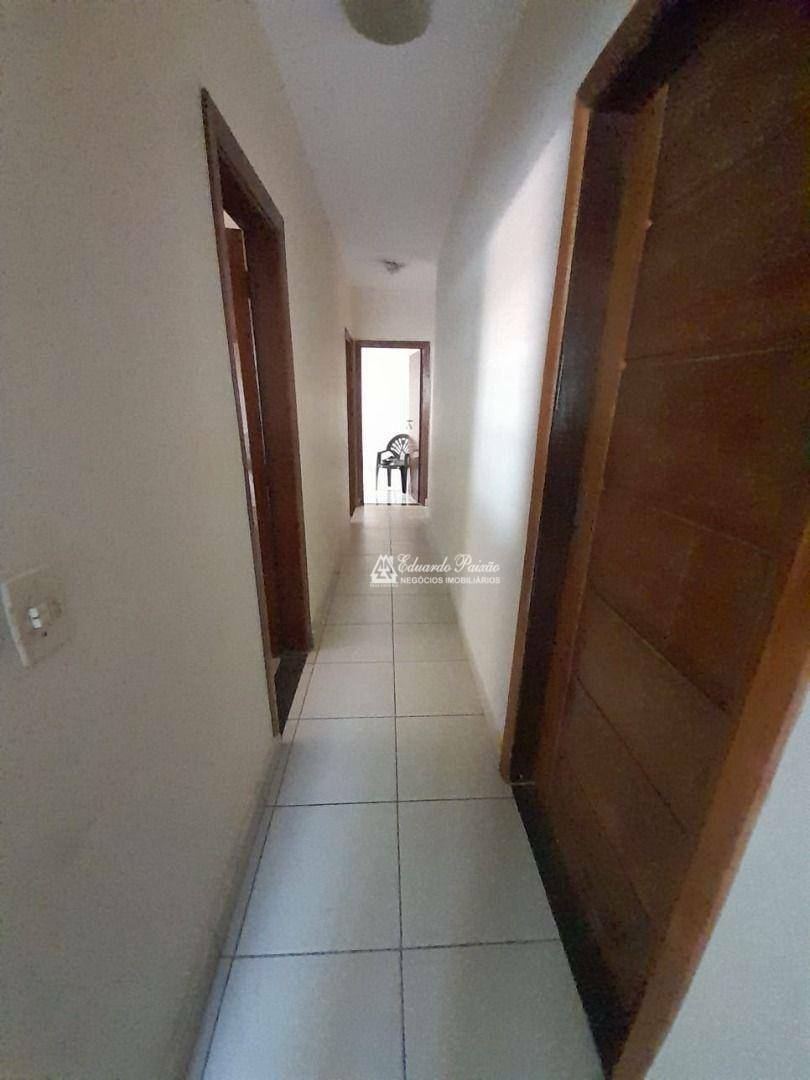 Casa à venda e aluguel com 4 quartos, 200m² - Foto 7