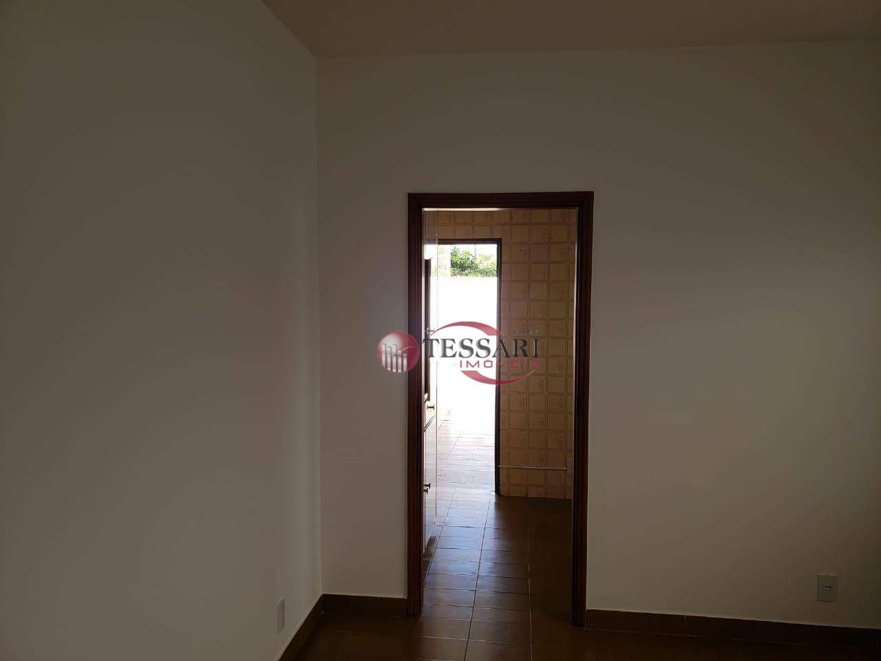 Casa para alugar com 3 quartos, 280m² - Foto 25