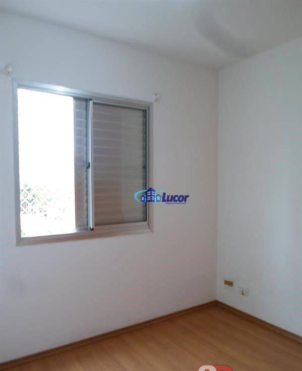 Apartamento à venda com 3 quartos, 70m² - Foto 7