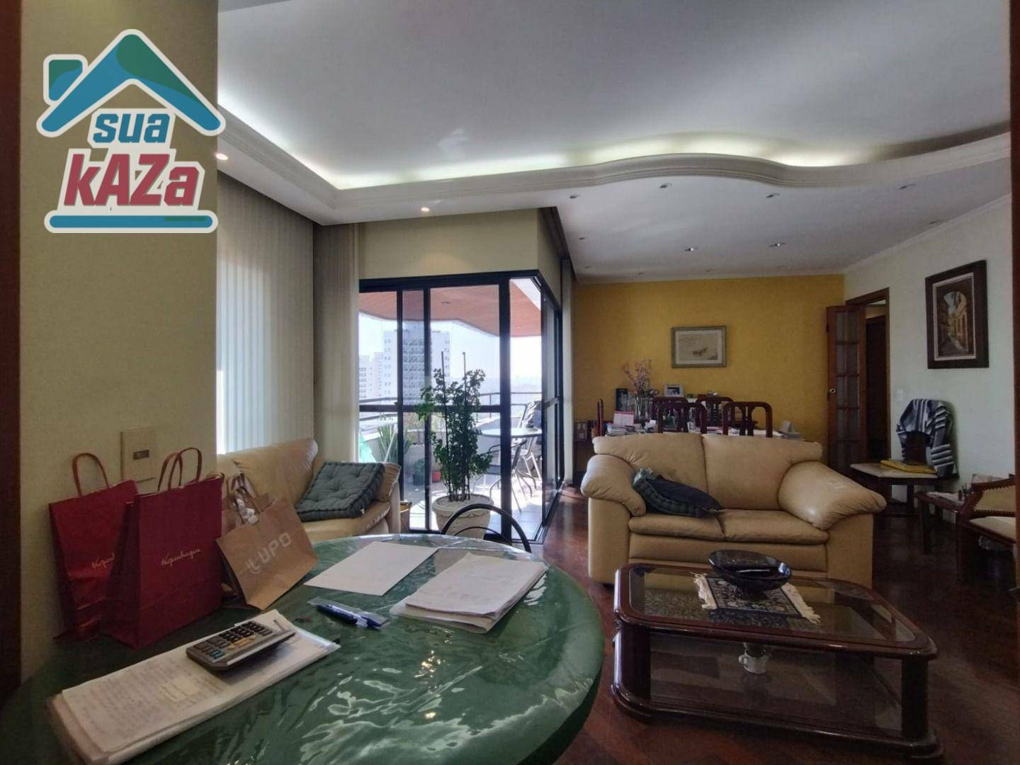 Apartamento à venda com 3 quartos, 115m² - Foto 2