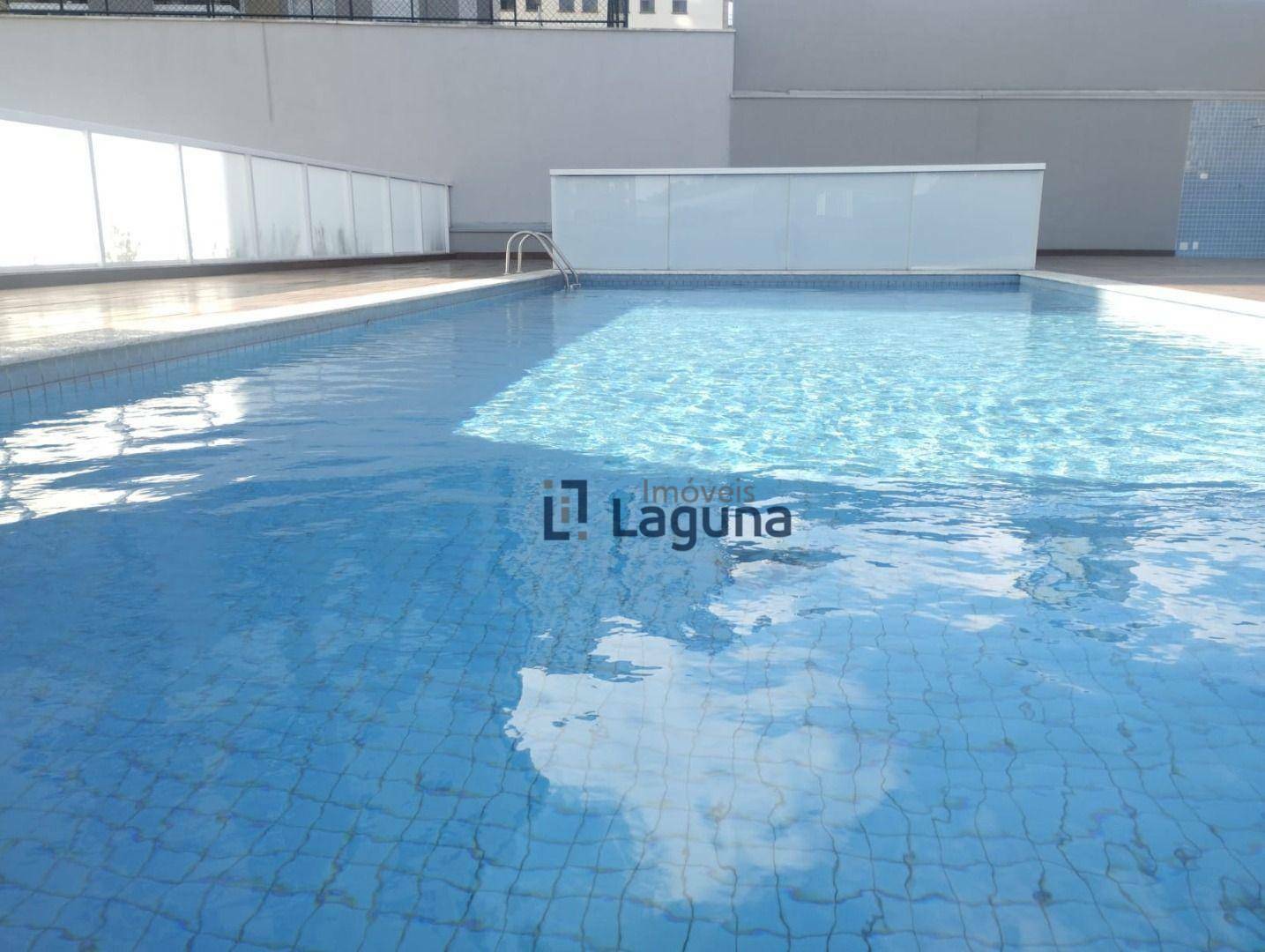 Apartamento para alugar com 2 quartos, 70m² - Foto 23