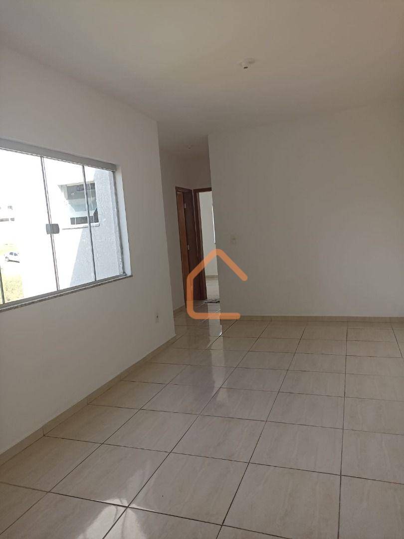 Apartamento à venda com 2 quartos, 65m² - Foto 4