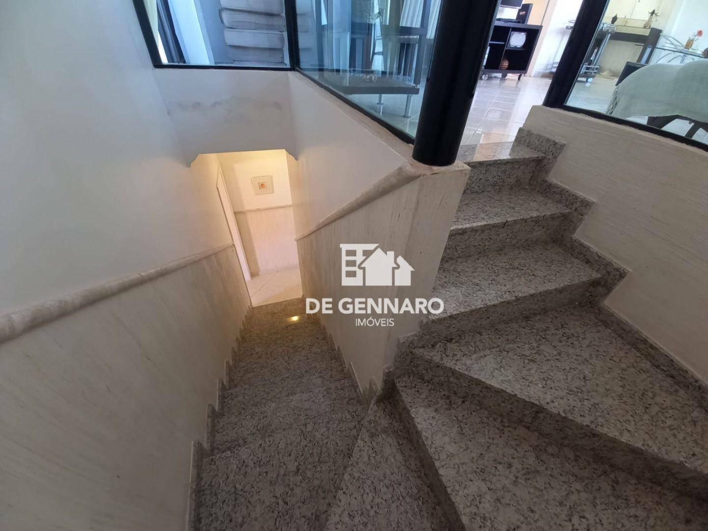 Cobertura à venda com 4 quartos, 300m² - Foto 37