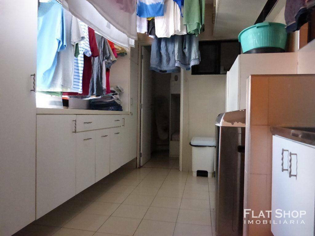 Apartamento à venda com 4 quartos, 210m² - Foto 13