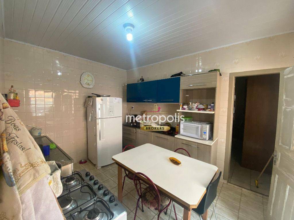 Casa à venda com 2 quartos, 161m² - Foto 2