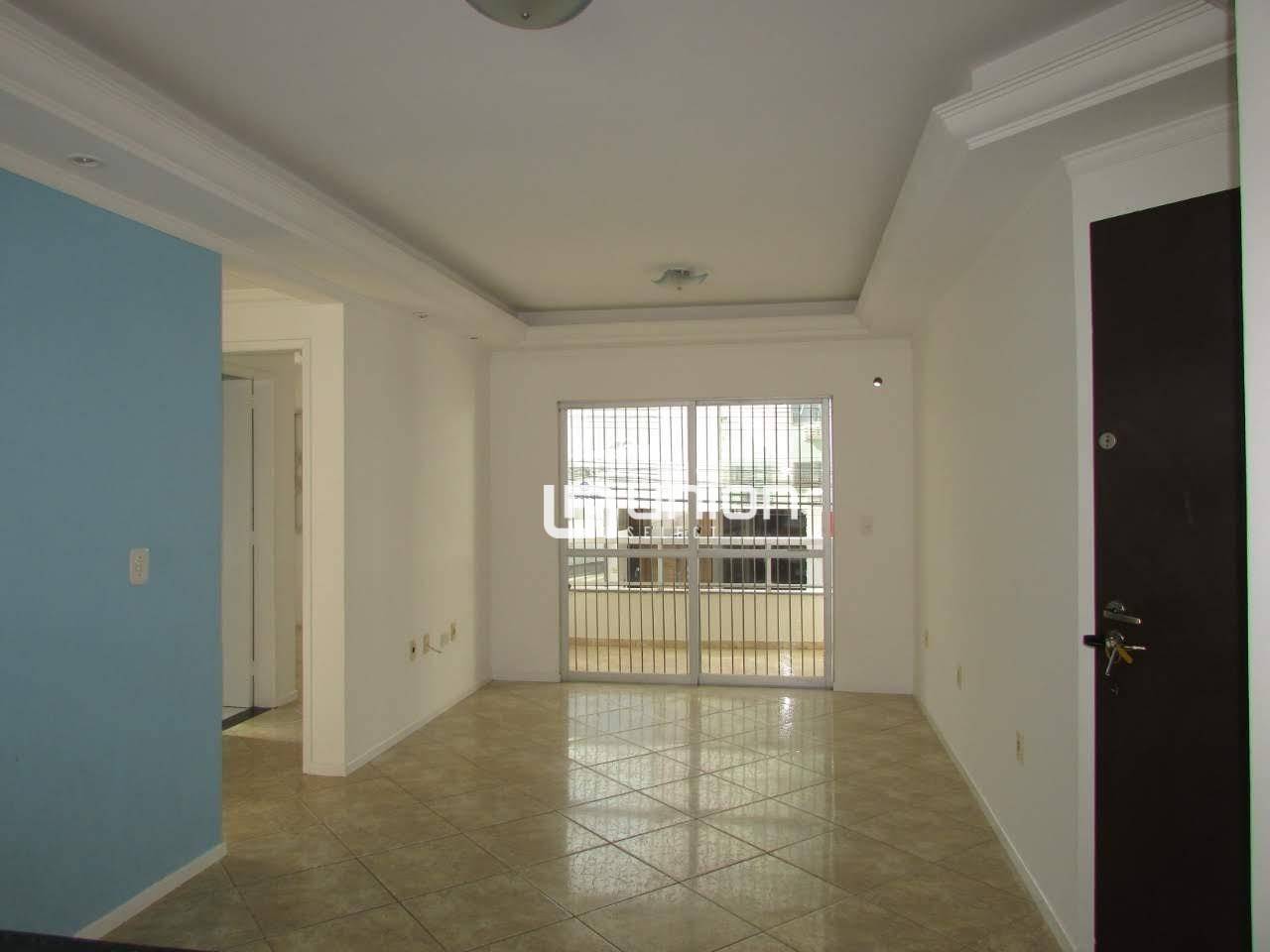 Apartamento à venda com 2 quartos, 84m² - Foto 4