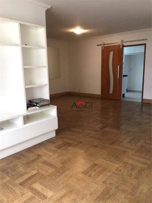 Apartamento à venda com 3 quartos, 126m² - Foto 1