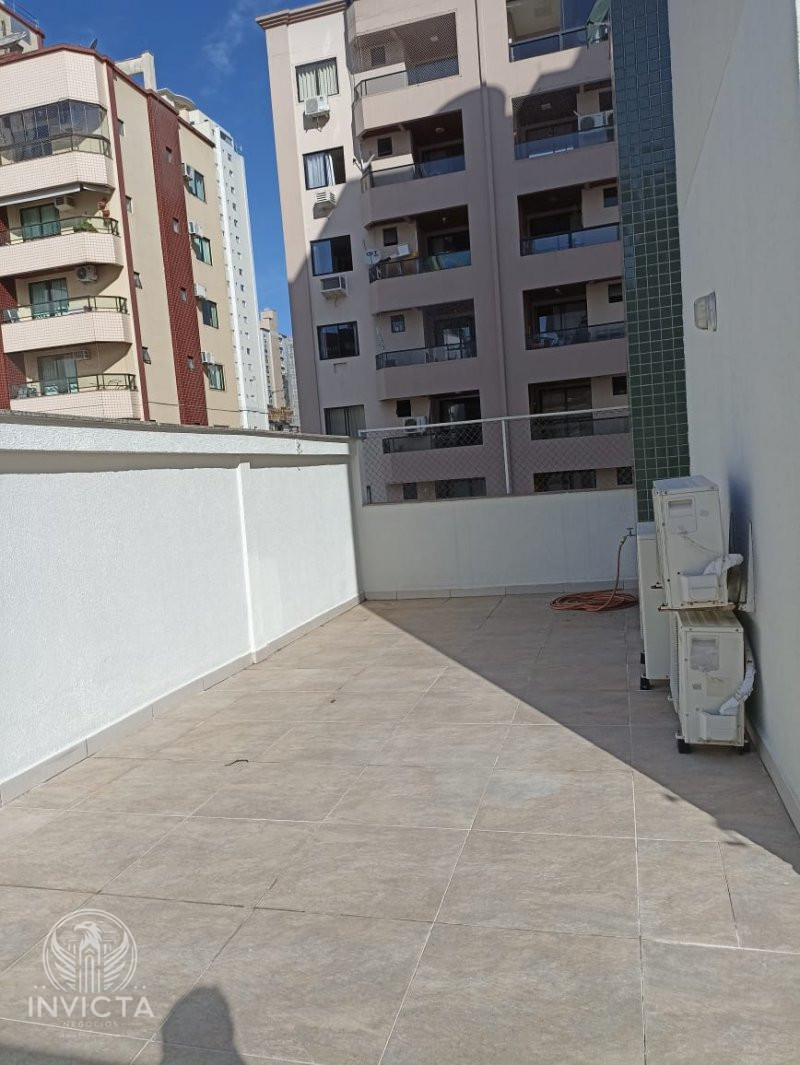 Apartamento à venda com 3 quartos, 110m² - Foto 26