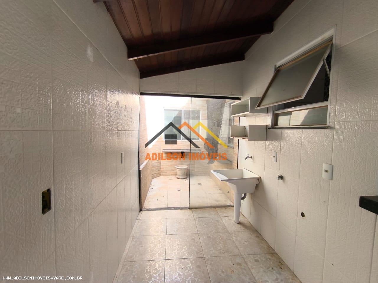 Casa à venda com 3 quartos, 200m² - Foto 5