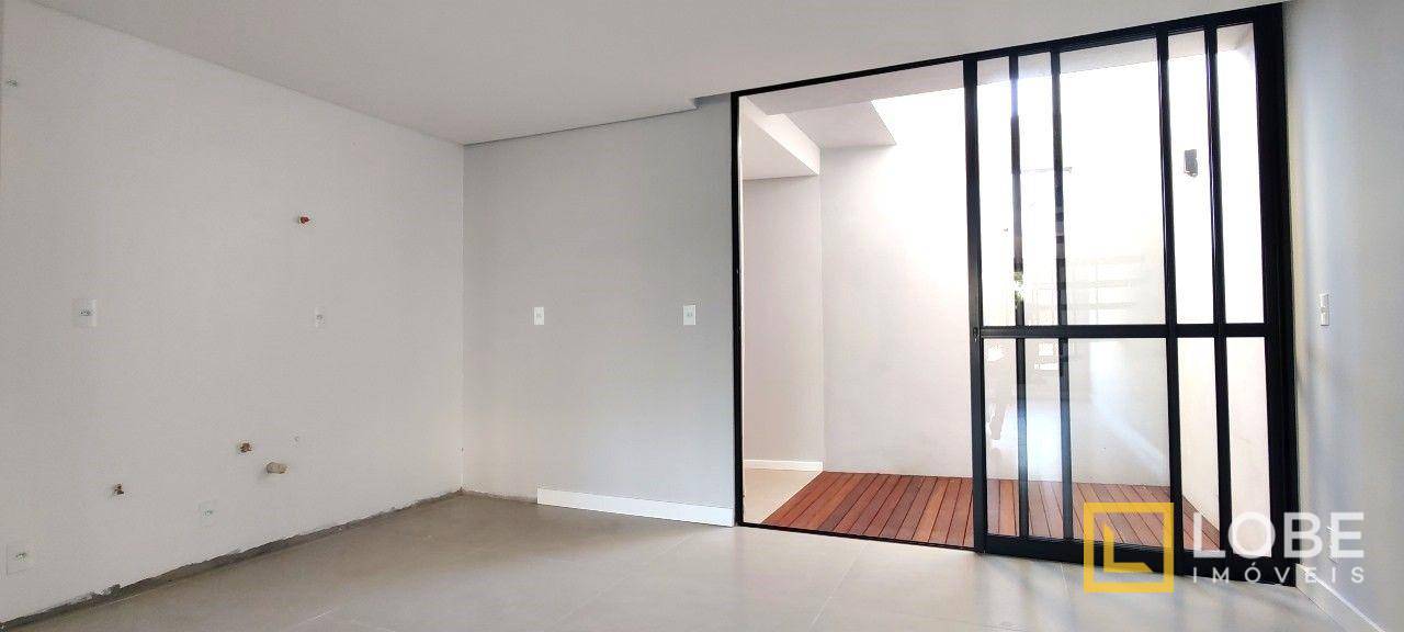 Sobrado à venda com 3 quartos, 92m² - Foto 4