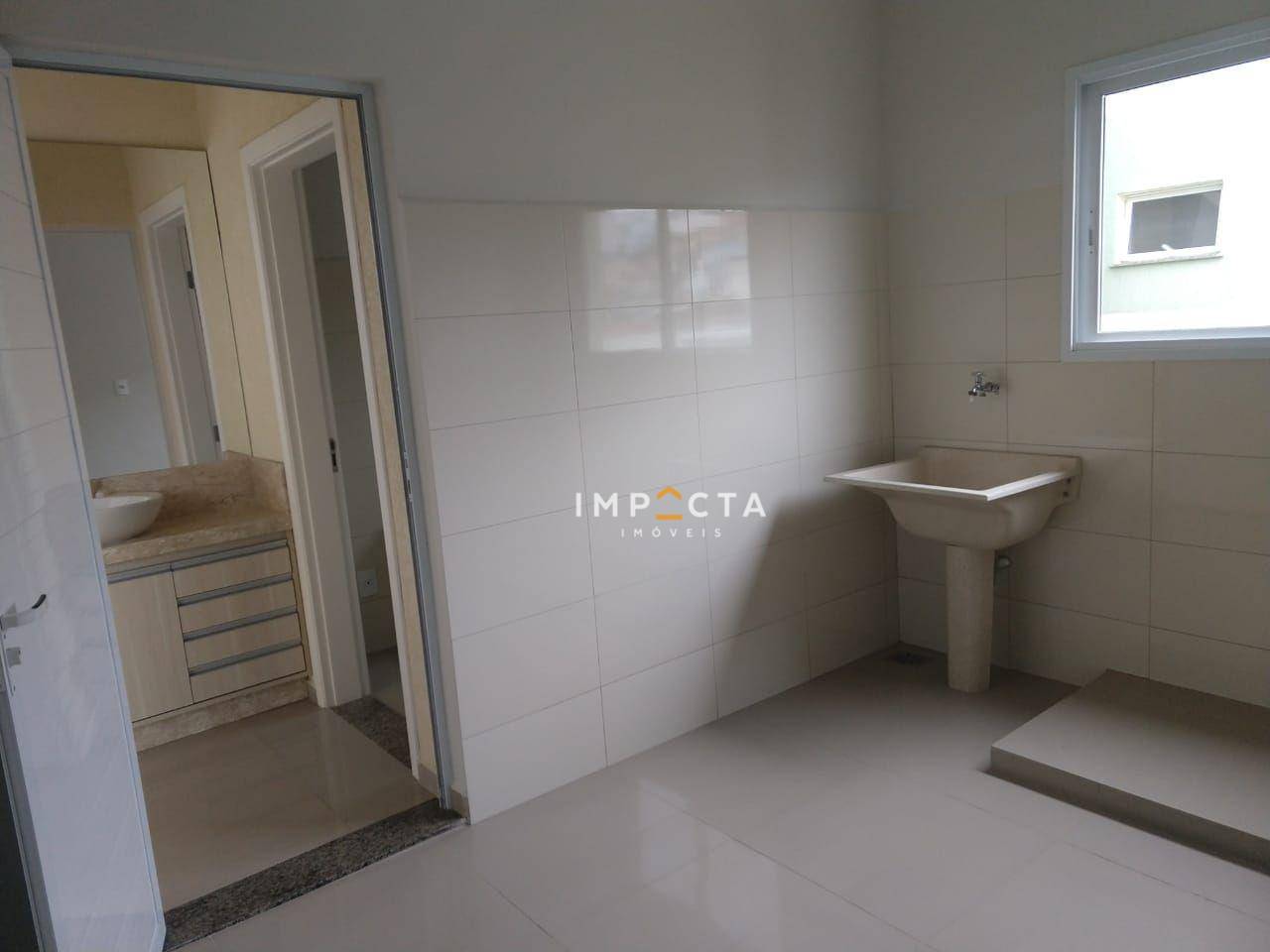 Apartamento à venda com 3 quartos, 208m² - Foto 14