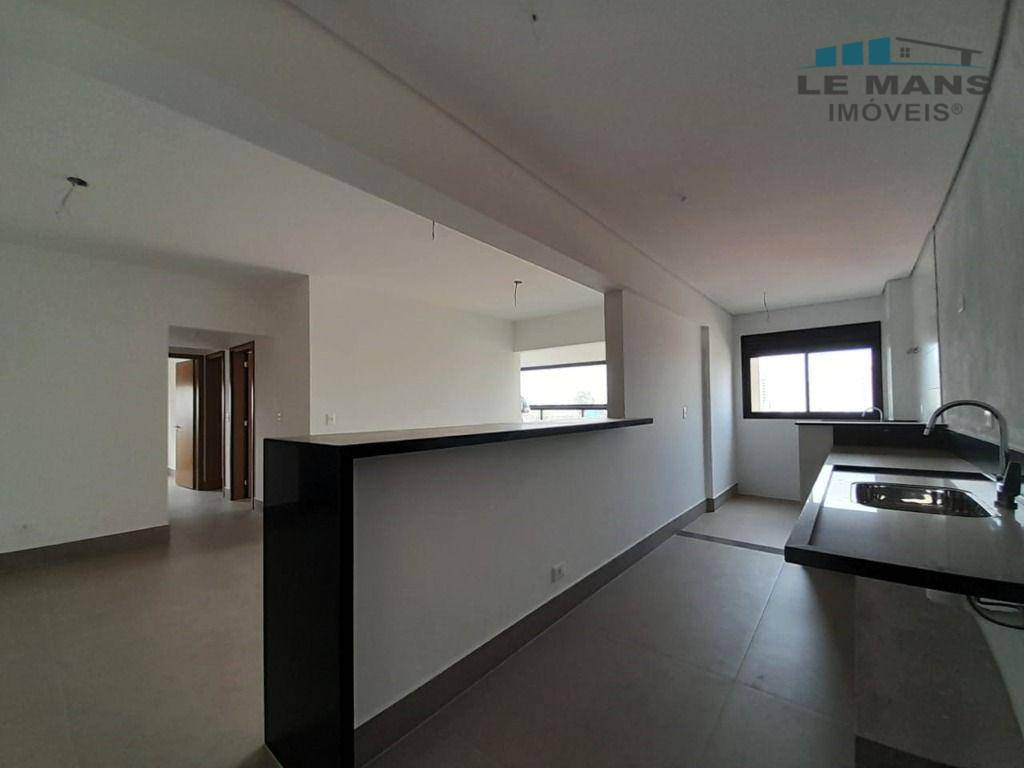 Apartamento à venda com 3 quartos, 109m² - Foto 2