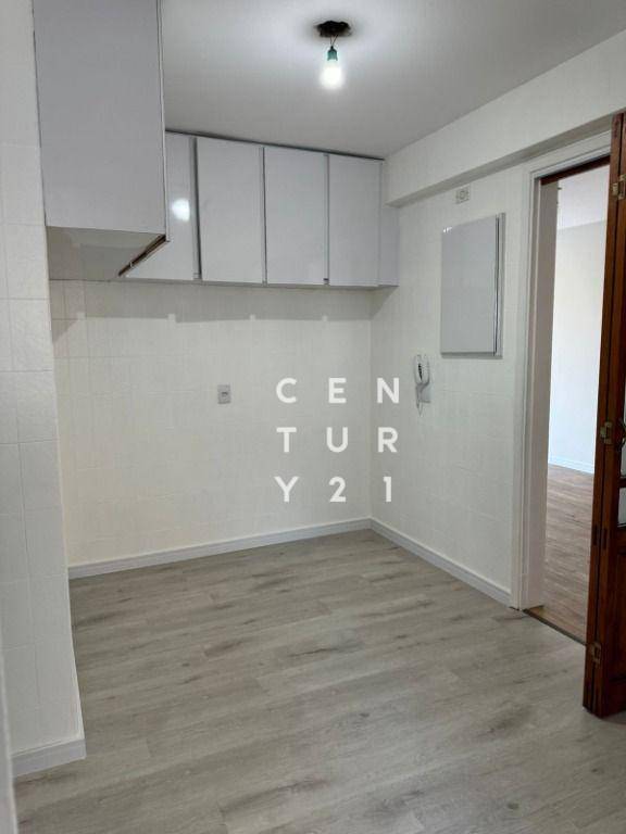 Apartamento à venda com 2 quartos, 75m² - Foto 12