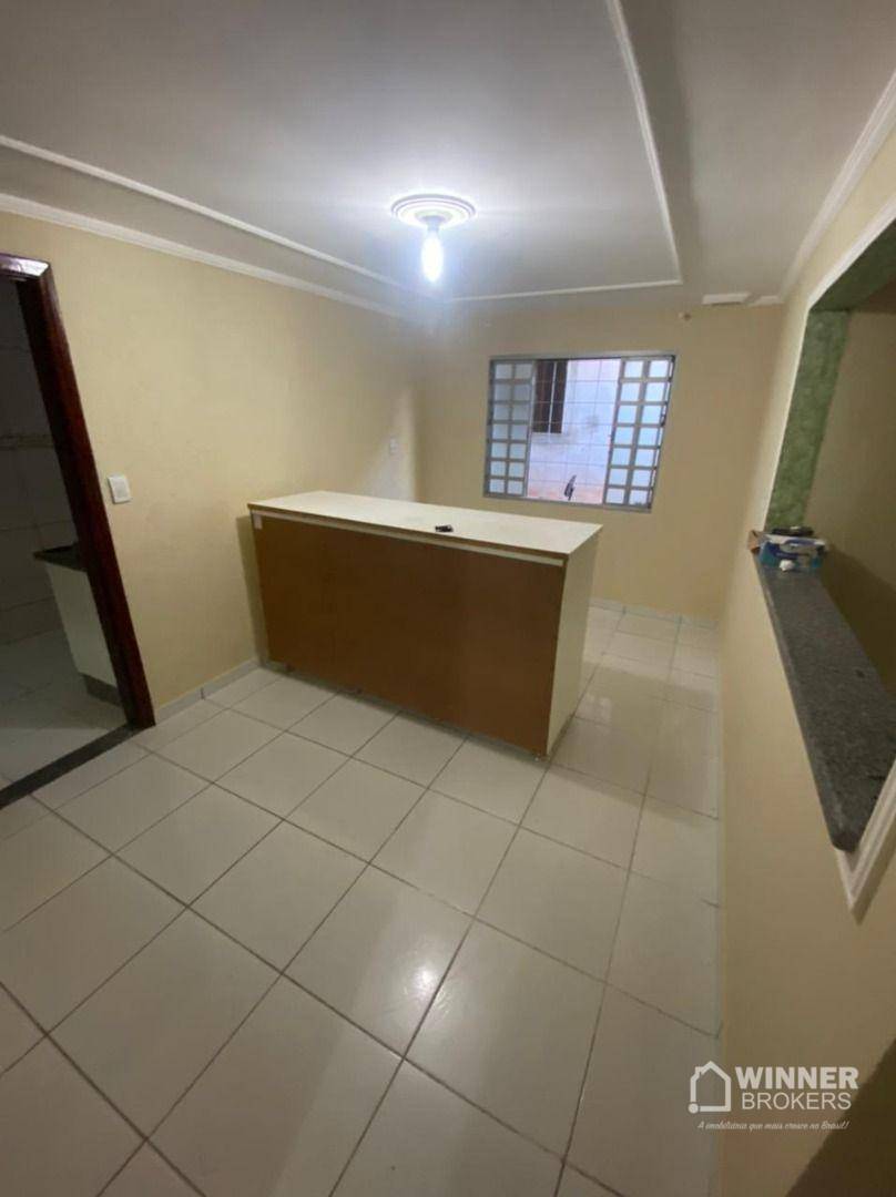 Casa à venda com 4 quartos, 200m² - Foto 6