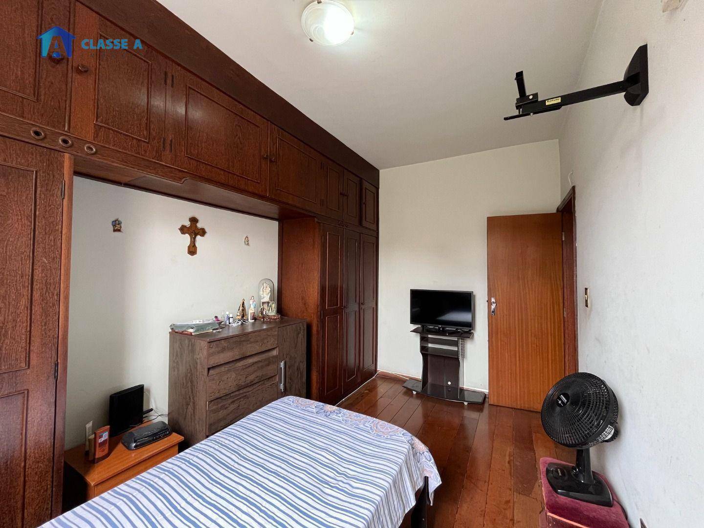 Apartamento à venda com 3 quartos, 160m² - Foto 9