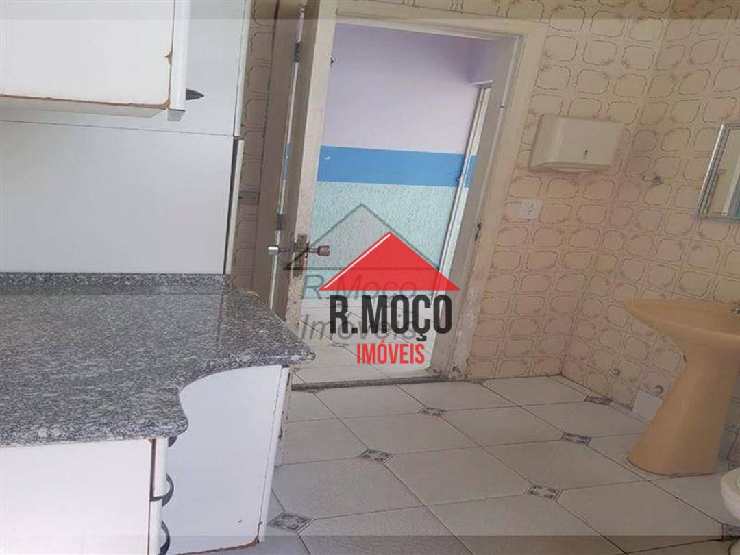 Sobrado à venda com 10 quartos, 219m² - Foto 41