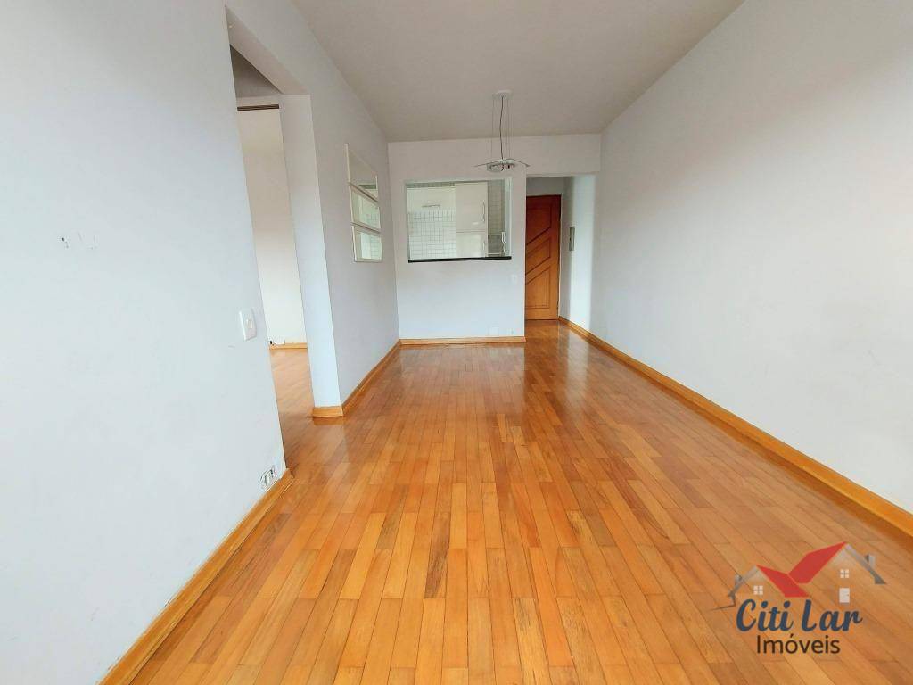 Apartamento à venda com 2 quartos, 50m² - Foto 3