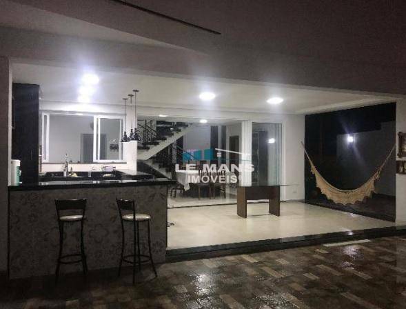 Casa de Condomínio à venda com 4 quartos, 280m² - Foto 21