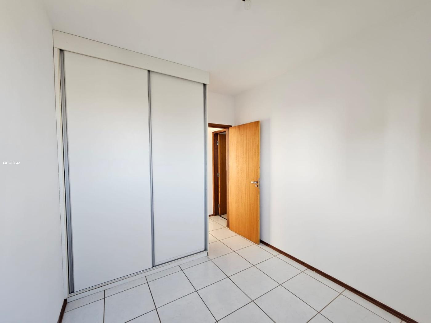 Apartamento à venda com 2 quartos, 68m² - Foto 9