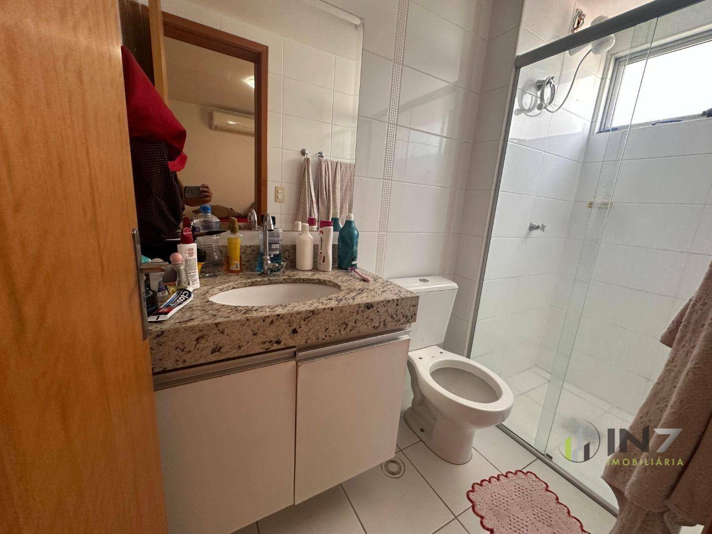 Apartamento à venda com 2 quartos, 67m² - Foto 5