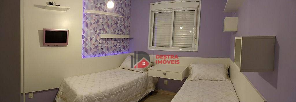 Apartamento à venda com 2 quartos, 70m² - Foto 28