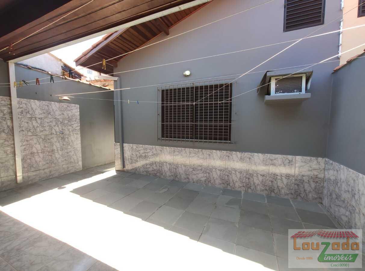 Casa à venda com 3 quartos, 180m² - Foto 12