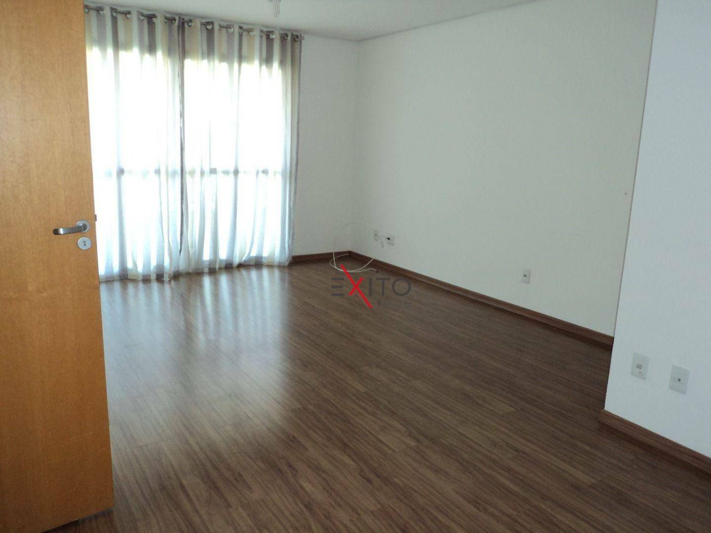 Apartamento para alugar com 3 quartos, 92m² - Foto 16