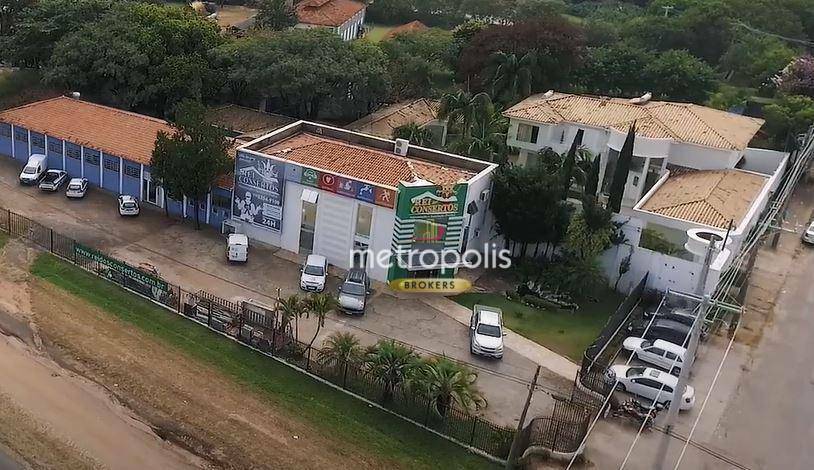 Casa à venda com 3 quartos, 1220m² - Foto 1