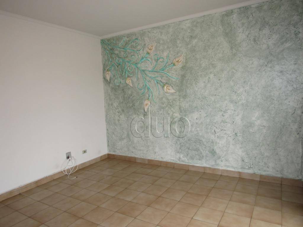 Casa à venda com 3 quartos, 180m² - Foto 2