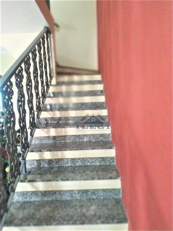 Casa à venda e aluguel com 3 quartos, 200m² - Foto 7